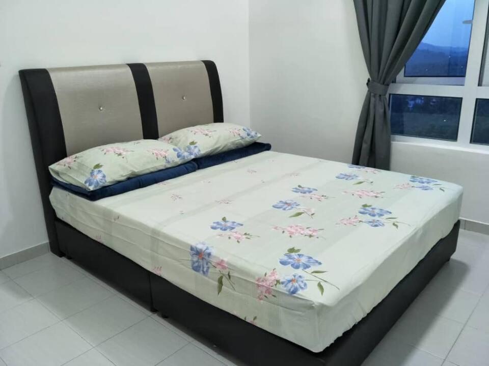 Mesahill Nilai 2 Room Condo - Fast Wifi, Amazing Pool & Tv Экстерьер фото